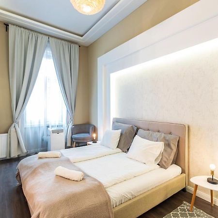 Spacious Luxury Apartment At The Heart Of Budapeszt Zewnętrze zdjęcie